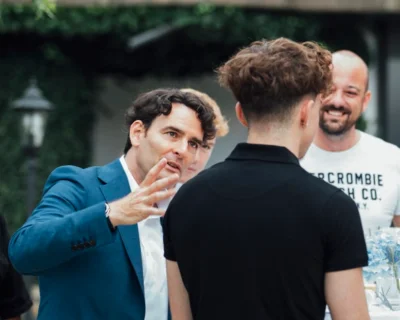 Partner: Magier & Mentalist in Zürich – Einzigartige Unterhaltung für Events (Ahead Liveband)